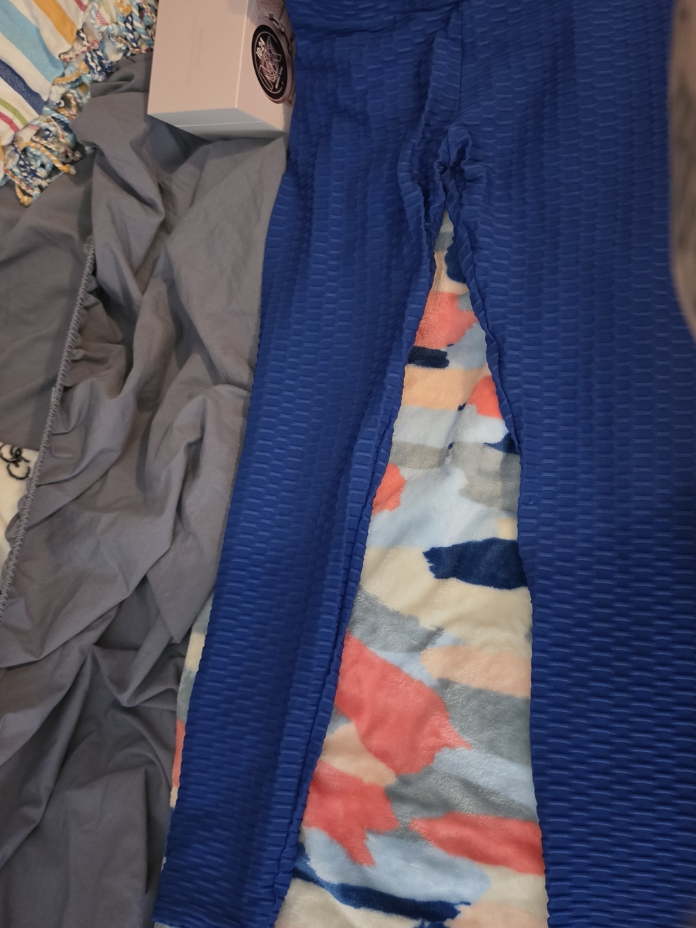 Women's Textured Blue Leggings